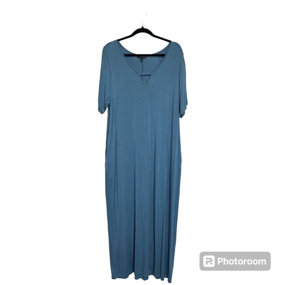 Lane Bryant Maxi‎ Dress Women's 18 20 Short Sleeve Blue V-neck Flowy Stretchy - Picture 1 of 9